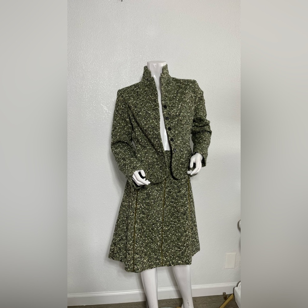 Made in Italy‼️Luciano Barbera Green Textured set Timeless Design